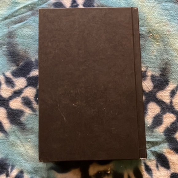 April Shadows by V.C. Andrews Hard Cover 1st in the Shadows Series - Picture 3 of 3